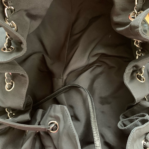 CHANEL LIMITED EDITION PURSE - Picture 4 of 5